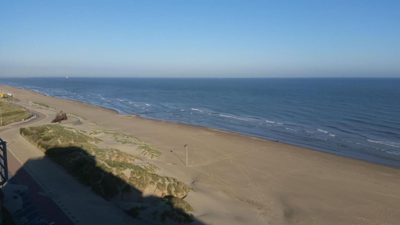 Studio On The Beach With Sea View Middelkerke Exterior foto